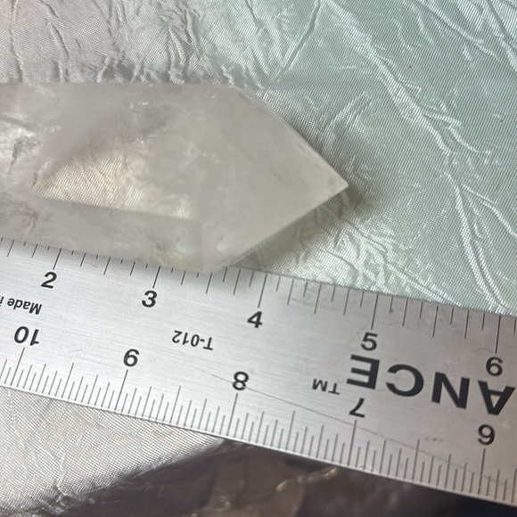 Double terminated quartz crystal clear rainbows - Picture 4 of 4